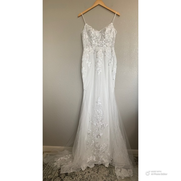 Lulus Size 4 Everlasting Affection White Lace Backless Mermaid Wedding Dress NWT - Picture 3 of 17